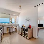 Вилла Vista Mare, Piscina E Parco Giochi Полиньяно-а-Маре